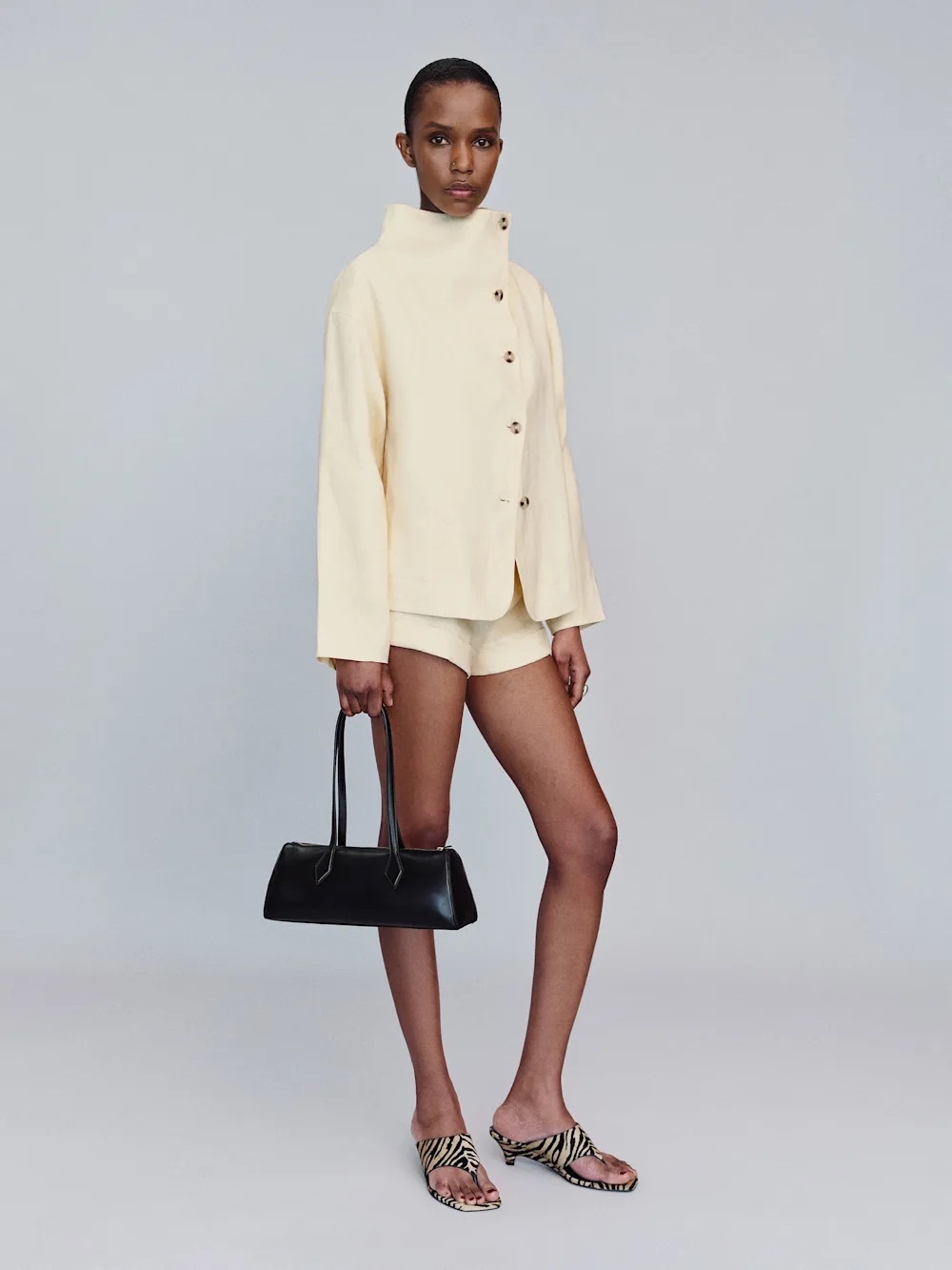Reformation Blake Jacket In sugar linen, NEW WITHOUT TAGS, NEVER WORN, NO FLAWS.